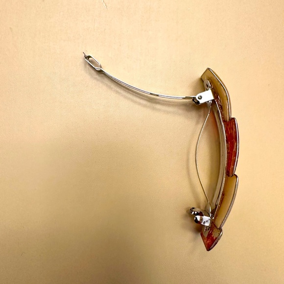 Clip Paris Red and Cream Patterned Barrette - Picture 7 of 7